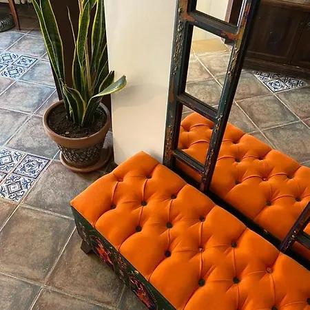 Hotel Moncheri Butik *