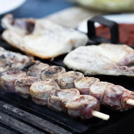 Hotel Moncheri Butik *