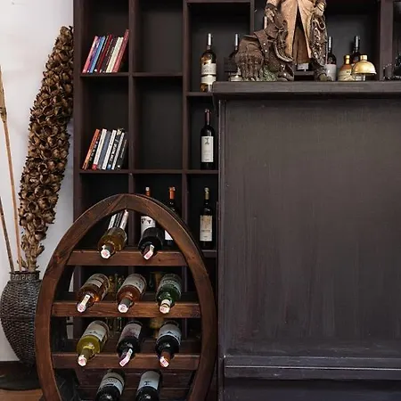 Moncheri Butik Hotel *