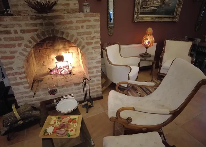 Moncheri Butik Ayvacik (Canakkale)