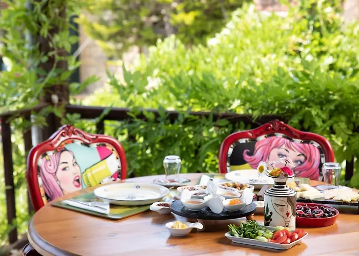 Hotel Moncheri Butik Ayvacik (Canakkale)