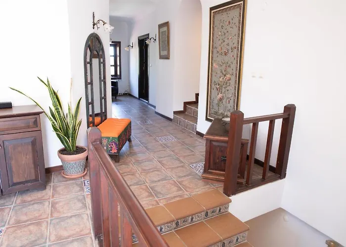 Hotel Moncheri Butik *