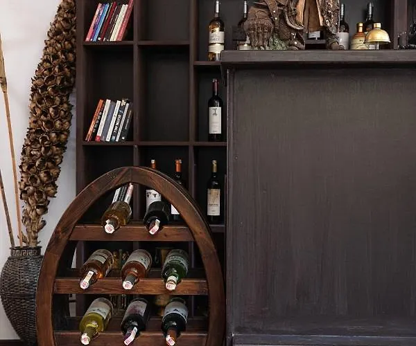 Moncheri Butik Hotel *