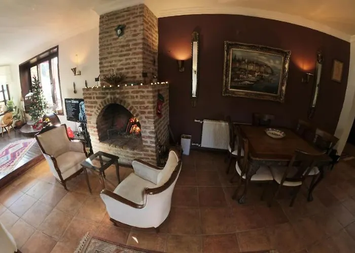 Moncheri Butik Ayvacik (Canakkale)