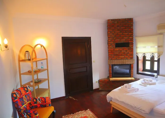 Moncheri Butik Hotel